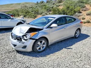 Hyundai Elantra 1.8L 4 2013