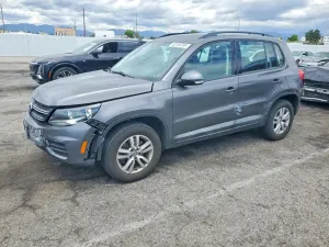 Volkswagen Tiguan 2.0L 4 2015