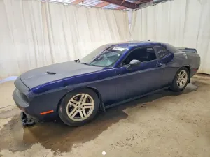 Dodge Challenger 5.7L 8 2015