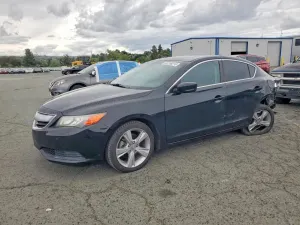 Acura ILX 2.0L 4 2015