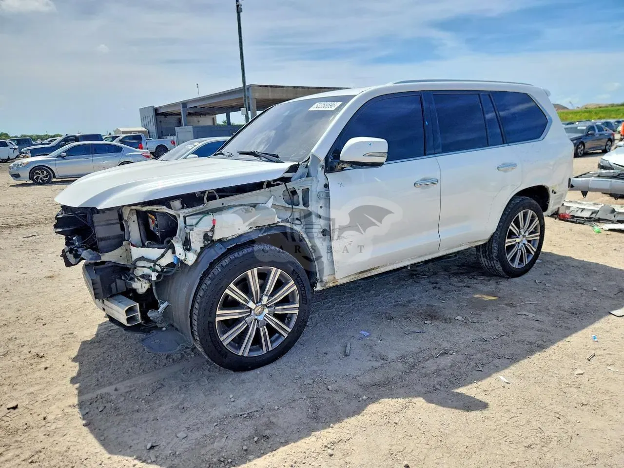 Lexus LX 5.7L 8 2017