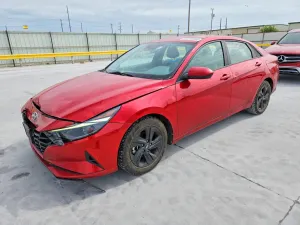 Hyundai Elantra 2.0L 4 2023