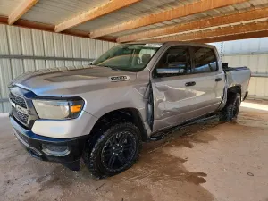 RAM 1500 5.7L 8 2019