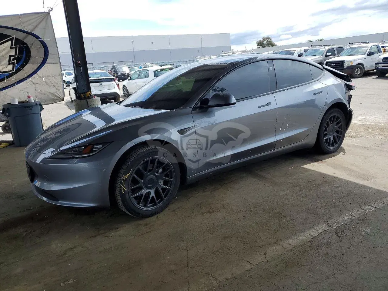 Tesla Model 3 2024