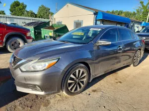 Nissan Altima 2.5L 4 2017