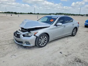 Infiniti Q50 3.7L 6 2014