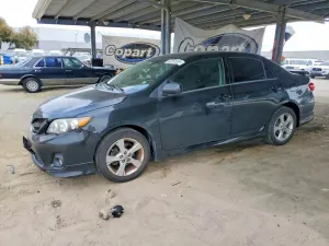 Toyota Corolla 1.8L 4 2013
