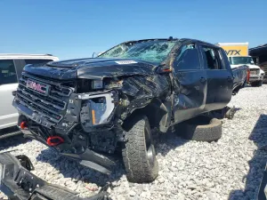 GMC Sierra 6.6L 8 2024