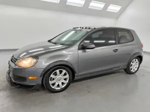 Volkswagen Golf 2.5L 5 2011