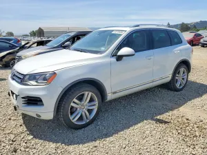 Volkswagen Touareg 3.6L 6 2013