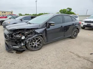 Ford Focus 2.0L 4 2017