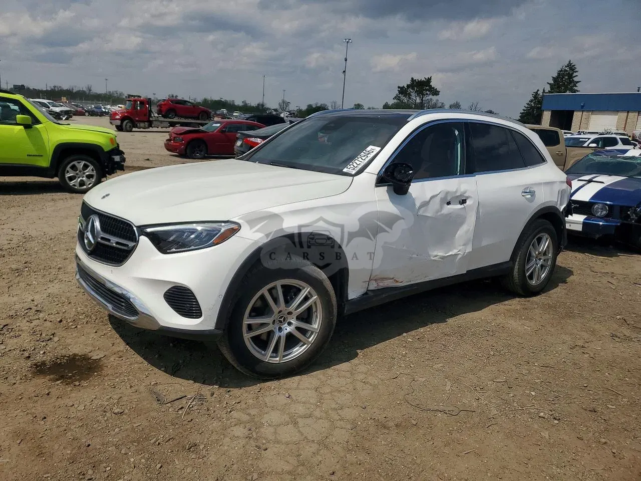 Mercedes-Benz GLC 2.0L 4 2025