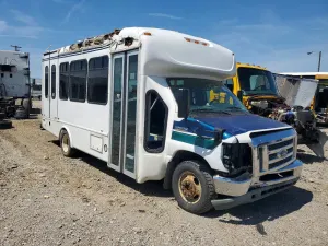 Ford Econoline 6.8L 10 2017