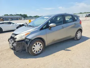 Nissan Versa 1.6L 4 2015
