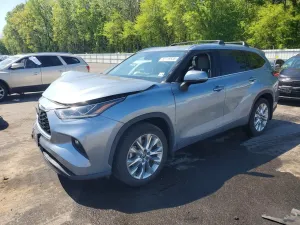 Toyota Highlander 3.5L 6 2021