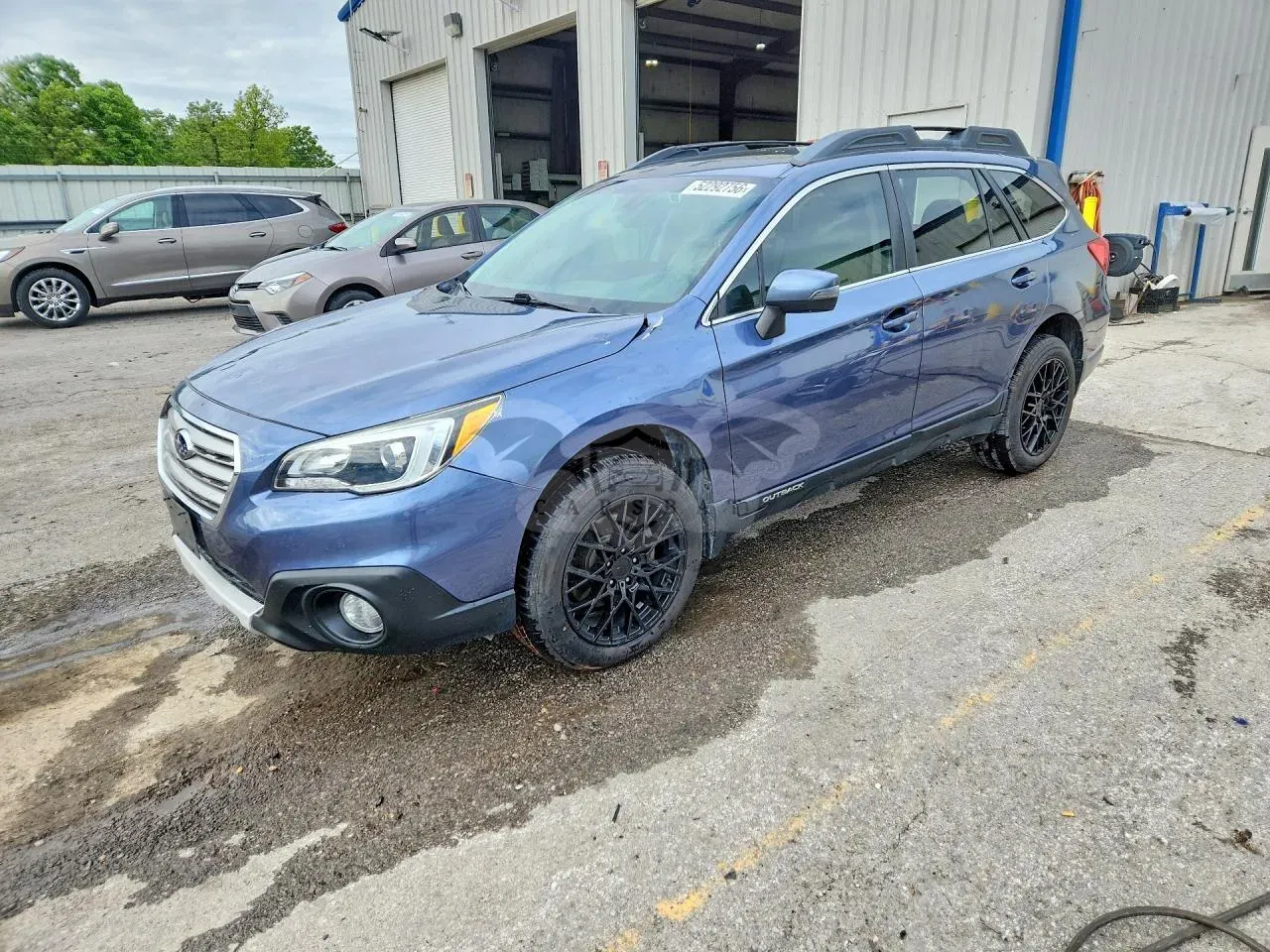Subaru Outback 3.6L 6 2017