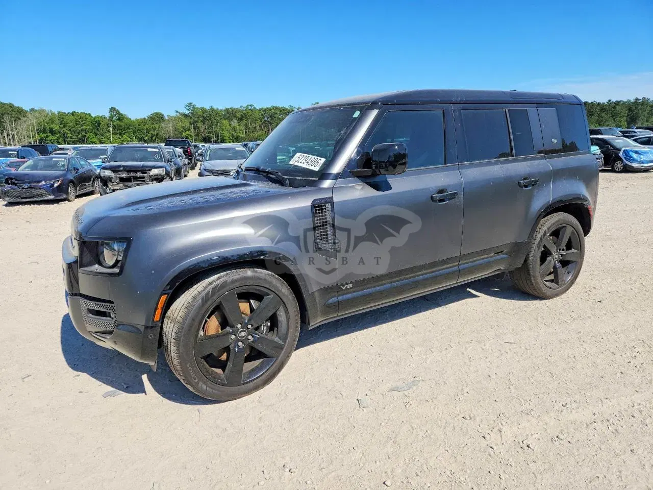 Land Rover Defender 5.0L 8 2024