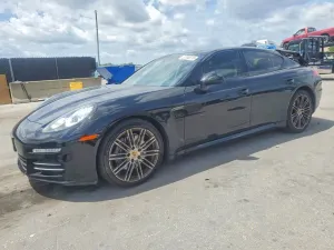 Porsche Panamera 3.6L 6 2016