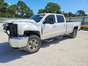 Chevrolet Silverado 1500 6.6L 8 2015