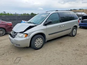 Chrysler Town & Country 3.3L 6 2006
