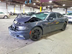 Dodge Charger 5.7L 8 2017