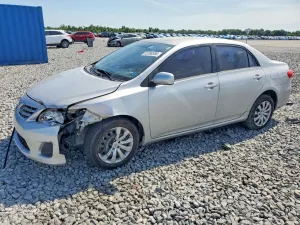 Toyota Corolla 1.8L 4 2013