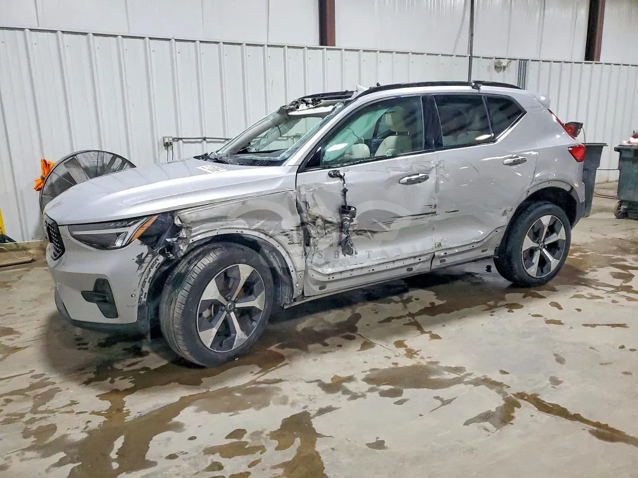 Volvo XC40 2.0L 4 2023