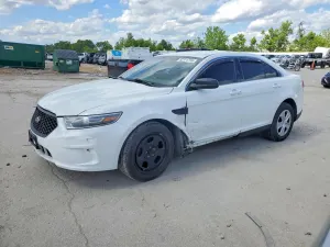 Ford Taurus 3.7L 6 2015