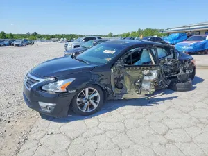 Nissan Altima 2.5L 4 2015
