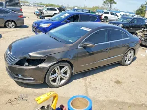 Volkswagen Passat CC 2.0L 4 2013