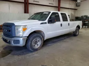 Ford F-250 6.2L 8 2015