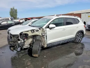 Volkswagen Taos 1.5L 4 2024