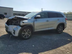 Toyota Highlander 3.5L 6 2019