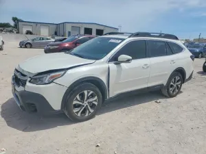Subaru Outback 2.5L 4 2022