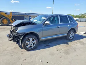 Porsche Cayenne 4.5L 8 2005