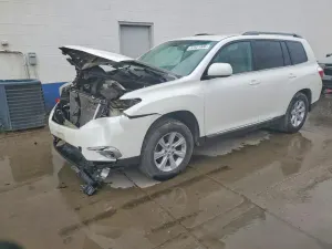 Toyota Highlander 3.5L 6 2012