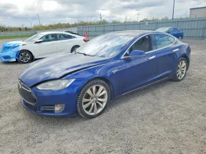 Tesla Model S 2015