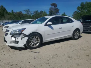 Chevrolet Malibu 2.4L 4 2013