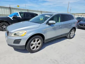 Volvo XC60 3.2L 6 2013