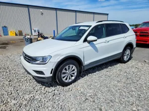 Volkswagen Tiguan 2.0L 4 2020