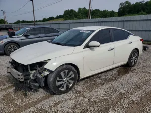 Nissan Altima 2.5L 4 2020