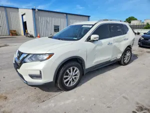 Nissan Rogue 2.5L 4 2017