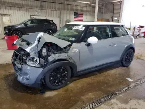 Mini Cooper 2.0L 4 2014