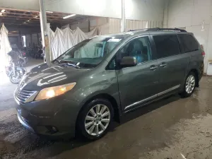 Toyota Sienna 3.5L 6 2014