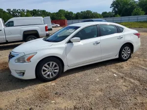 Nissan Altima 2.5L 4 2015