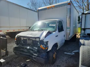 Ford Econoline 6.8L 10 2017
