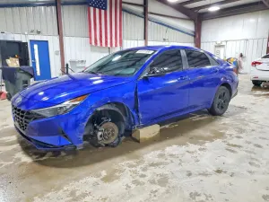 Hyundai Elantra 2.0L 4 2022