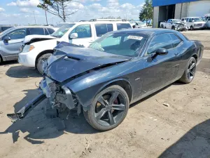 Dodge Challenger 5.7L 8 2017
