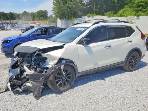 Nissan Rogue 2.5L 4 2017