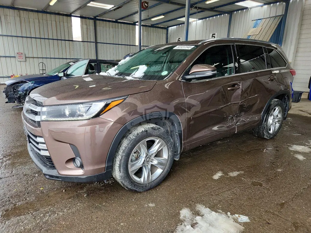 Toyota Highlander 3.5L 6 2017